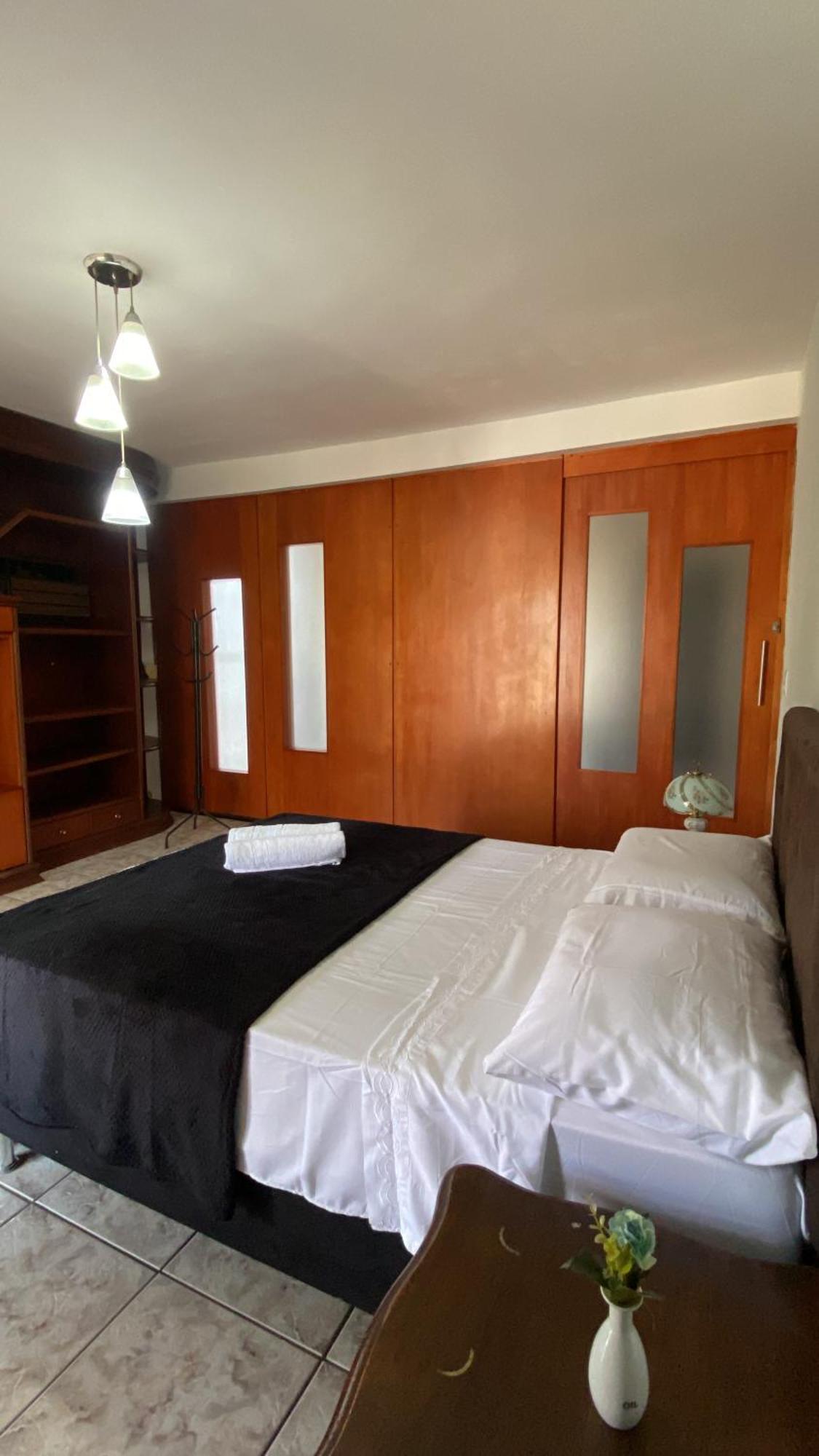 פוז דו איגואסו Triana Guest House מראה חיצוני תמונה