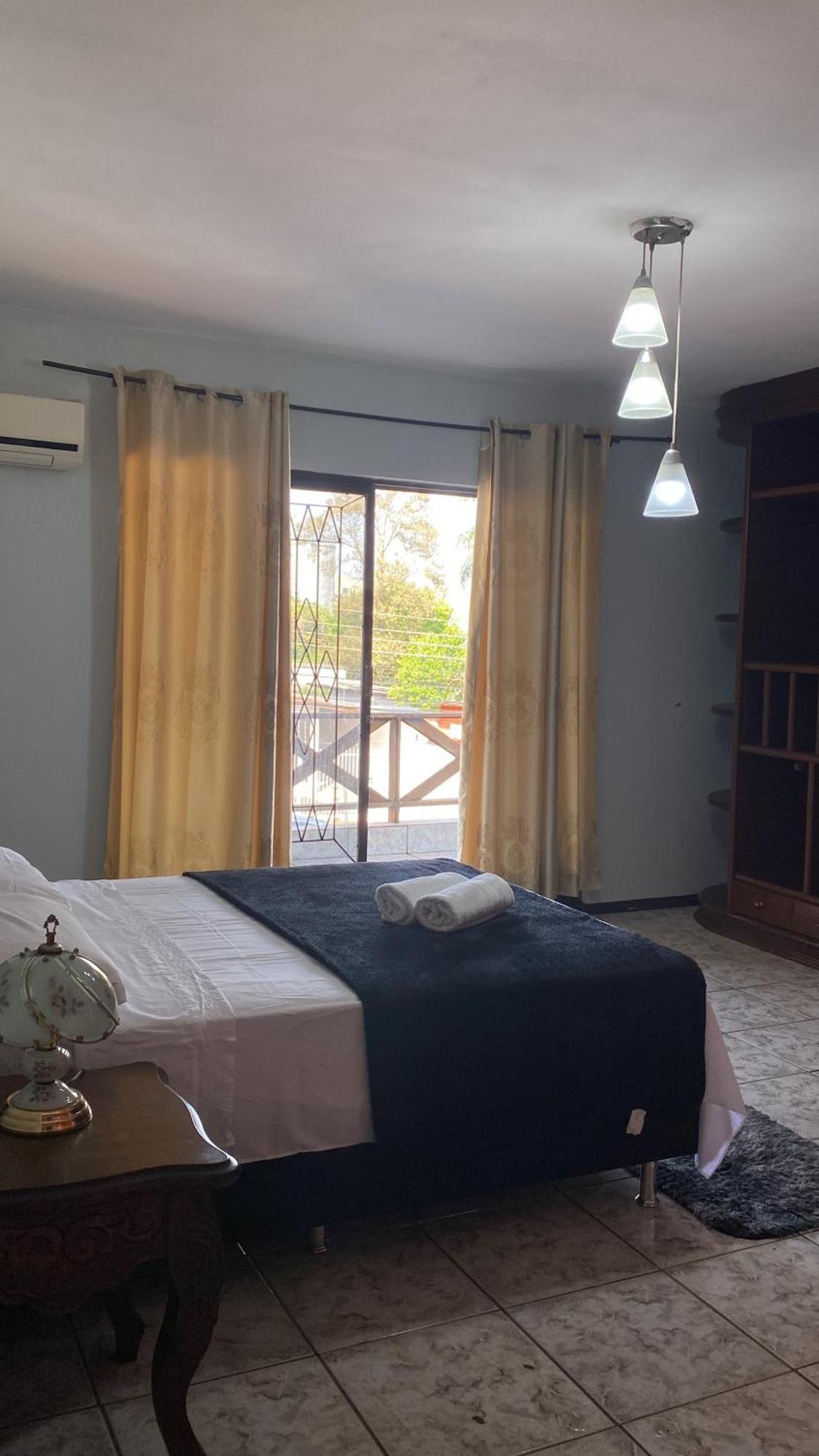 פוז דו איגואסו Triana Guest House מראה חיצוני תמונה
