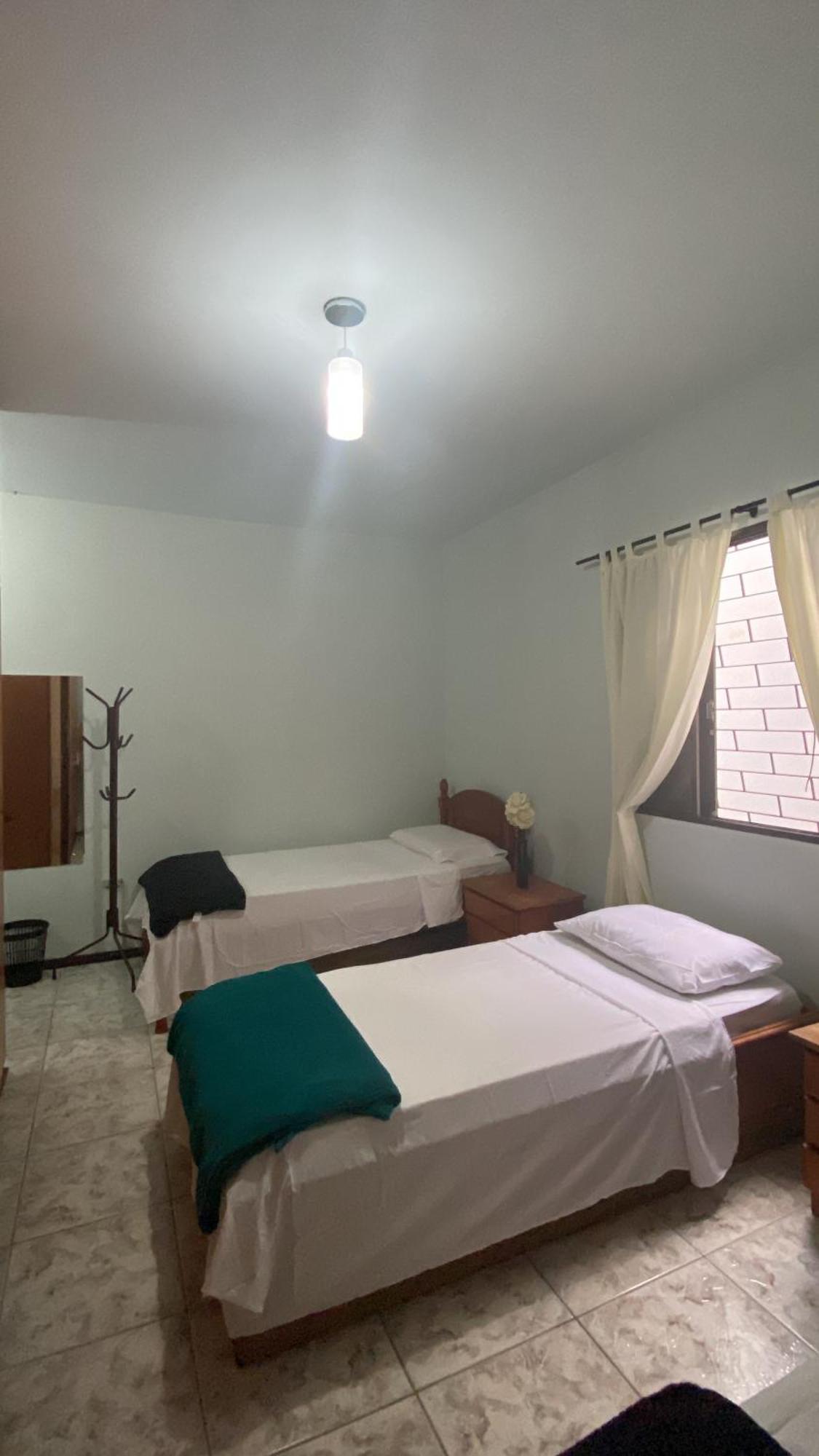 פוז דו איגואסו Triana Guest House מראה חיצוני תמונה