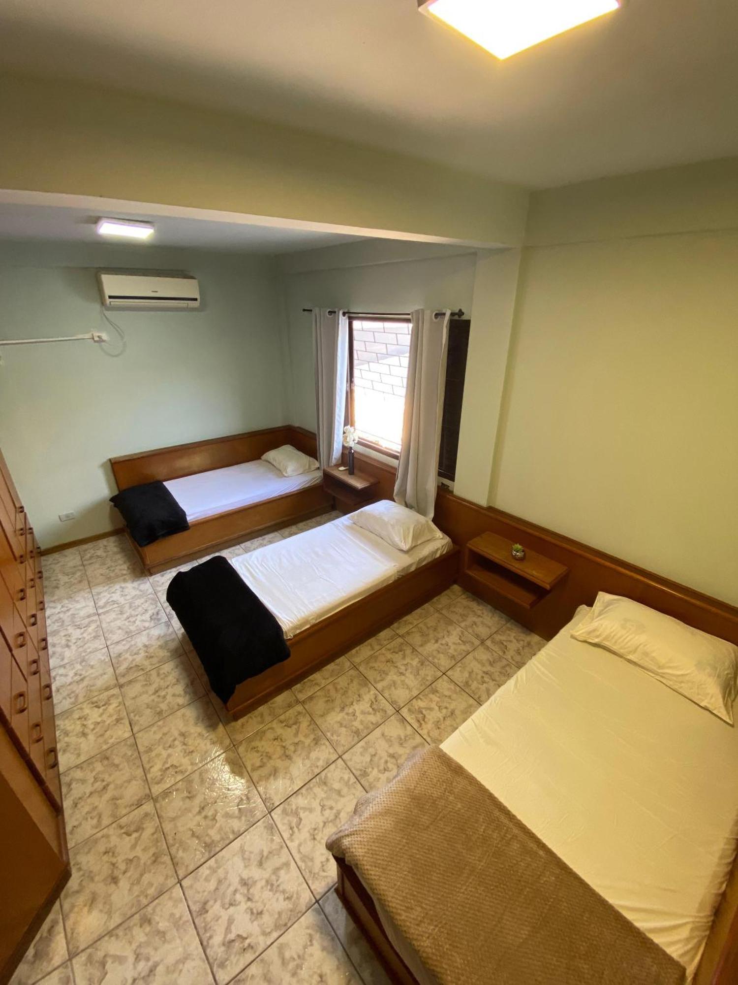 פוז דו איגואסו Triana Guest House מראה חיצוני תמונה